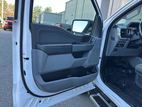 Used 2022 Ford F150 XLT w/ Equipment Group 302A High image 14