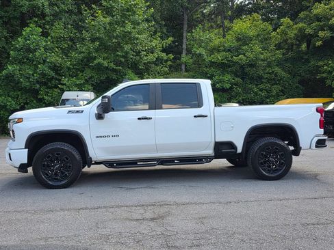 Used 2024 Chevrolet Silverado 3500 LT w/ Z71 Sport Edition AWD/4WD image 4