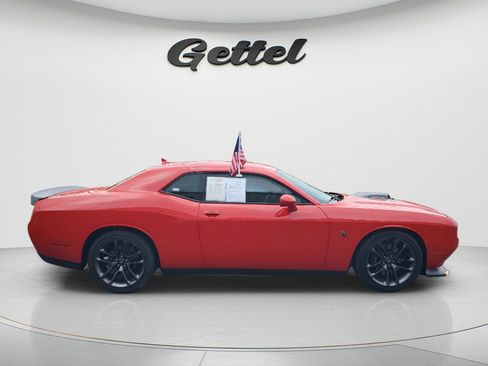 Used 2023 Dodge Challenger R/T Scat Pack w/ Shaker Package RWD image 4