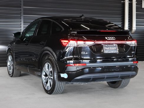 Used 2024 Audi Q4 e-tron Premium Plus image 2
