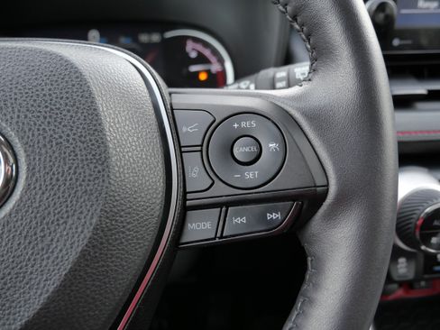 Certified 2022 Toyota RAV4 TRD Off-Road image 29