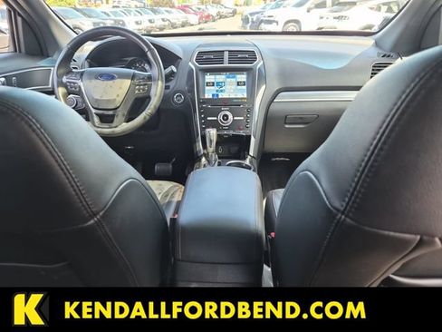 Used 2017 Ford Explorer Sport AWD/4WD image 21