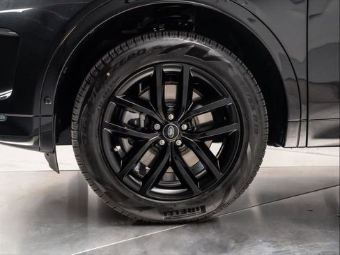 New 2025 Land Rover Discovery Sport S image 11