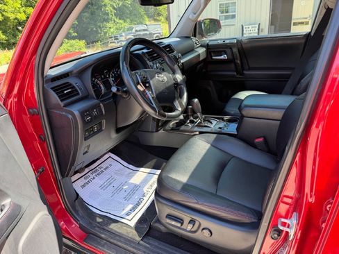Used 2016 Toyota 4Runner Trail Premium AWD/4WD image 14