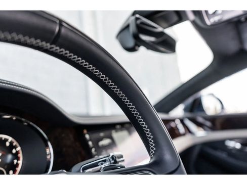 Used 2020 Bentley Continental GT image 33