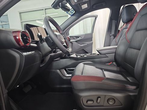 Certified 2025 Chevrolet Equinox RS w/ Safety and Technology Package FWD image 19