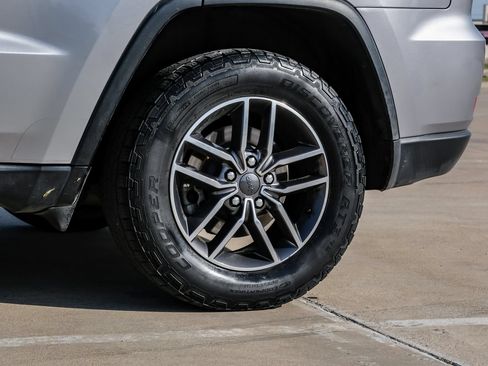 Used 2020 Jeep Grand Cherokee Limited w/ Luxury Group II RWD image 62