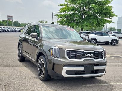 Used 2025 Kia Telluride S