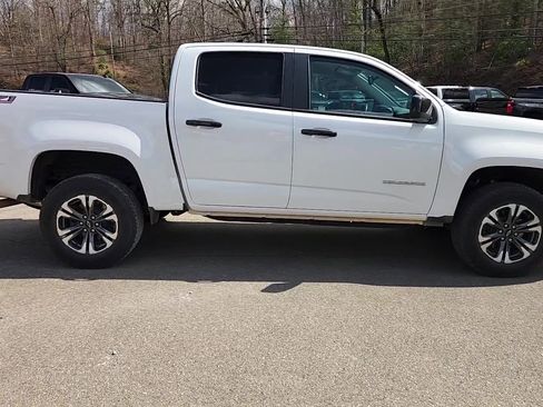Used 2022 Chevrolet Colorado Z71 image 17