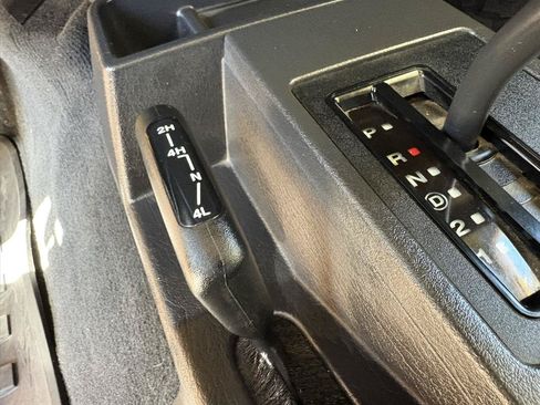 Used 2006 Jeep Wrangler X AWD/4WD image 66
