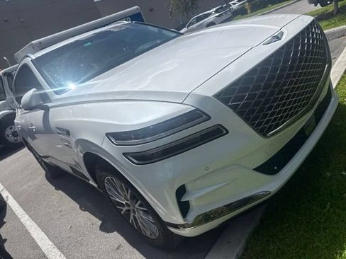 Used 2024 Genesis GV80 2.5T AWD/4WD image 3