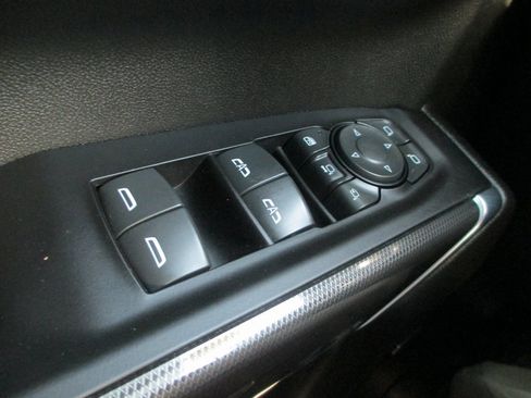 Certified 2022 GMC Sierra 2500 AT4 w/ AT4 Preferred Package image 26