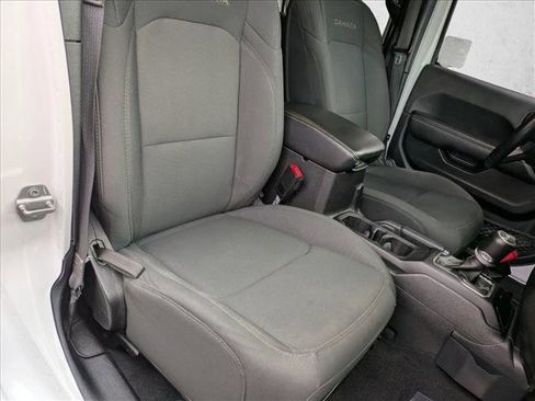 Certified 2021 Jeep Wrangler Unlimited Sahara image 21