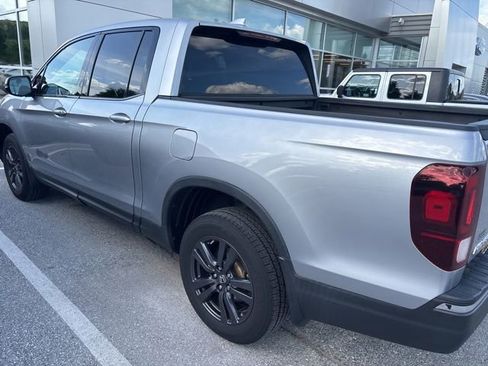 Used 2020 Honda Ridgeline Sport image 6