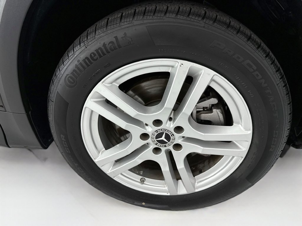 Used 2023 Mercedes-Benz GLB 250 image 31