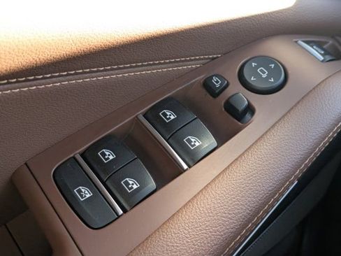 Used 2021 BMW X5 M50i w/ Executive Package image 19