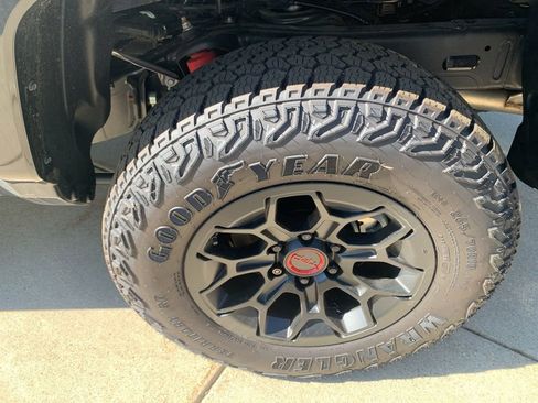 Used 2025 Toyota Tacoma TRD Pro w/ Tow Tech Package AWD/4WD image 22
