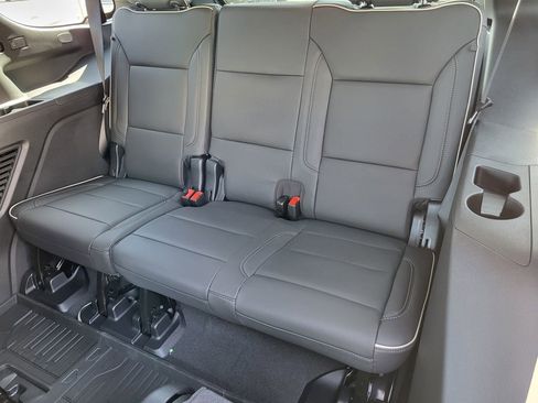 New 2026 GMC Yukon Elevation AWD/4WD image 13