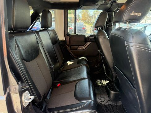Used 2016 Jeep Wrangler Unlimited Sport AWD/4WD image 18
