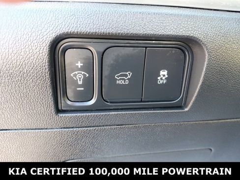 Certified 2024 Kia Sorento SX Prestige w/ Olive Brown Leather Package image 19