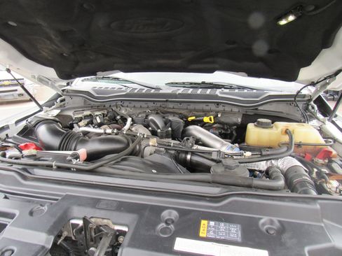 Used 2018 Ford F350 XLT AWD/4WD image 21