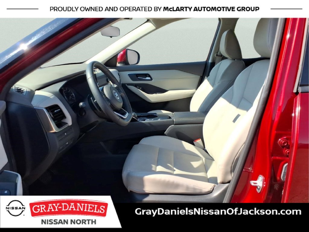 Used 2021 Nissan Rogue SV w/ Premium Package FWD image 22