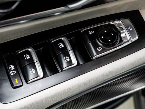 Used 2023 Kia Telluride AWD image 47