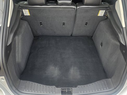 Used 2014 Ford Focus SE w/ Equipment Group 201A FWD image 24