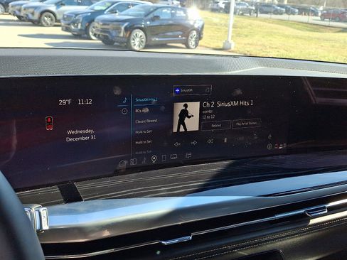 Certified 2025 Cadillac Escalade ESV Sport w/ Touring Package image 29