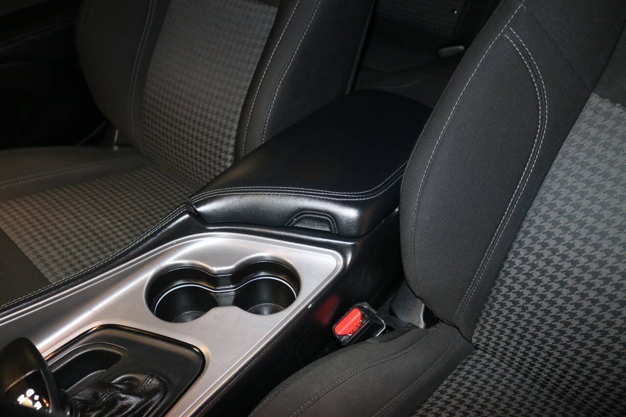 Used 2023 Dodge Challenger SXT RWD image 69