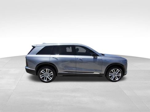 New 2027 Cadillac Vistiq Luxury AWD/4WD image 5