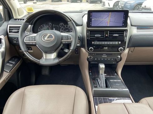 Certified 2023 Lexus GX 460 Premium w/ Premium Package AWD/4WD image 12