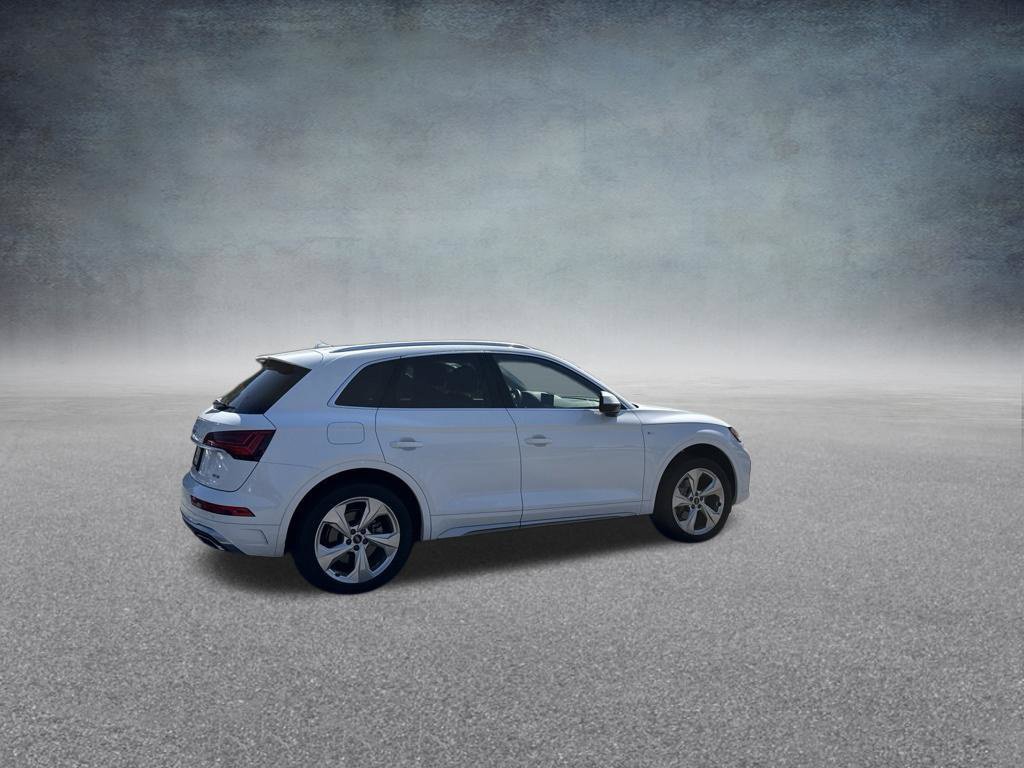 Used 2022 Audi Q5 2.0T Premium Plus w/ Premium Plus Package AWD/4WD image 4