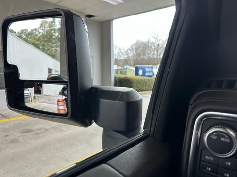 Used 2022 GMC Sierra 2500 Denali w/ Denali Ultimate Package image 47