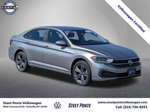 Certified 2024 Volkswagen Jetta SE FWD image 1