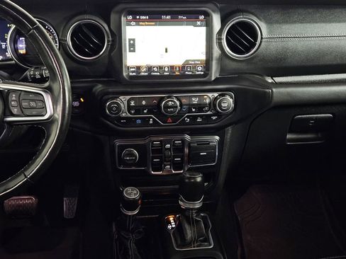 Used 2023 Jeep Wrangler Unlimited Sahara w/ Cold Weather Group image 11