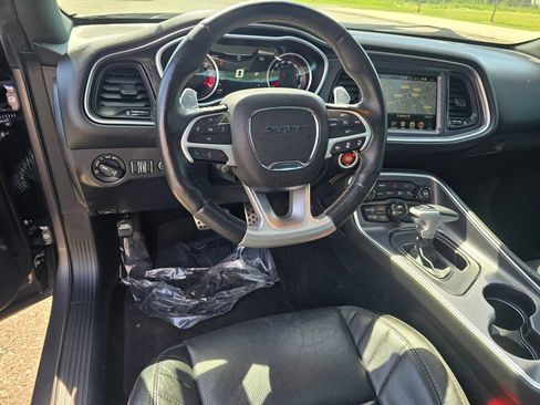 Used 2016 Dodge Challenger SRT w/ Technology Group RWD image 11