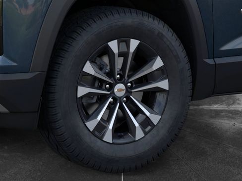 New 2027 Chevrolet Equinox LT FWD image 9
