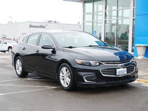 Used 2018 Chevrolet Malibu LT image 23