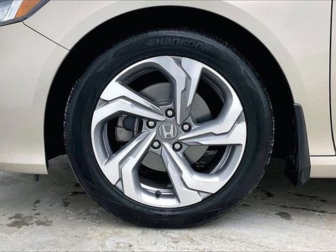 Used 2019 Honda Accord EX-L image 10