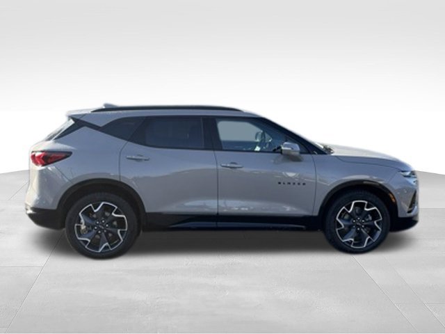Used 2021 Chevrolet Blazer RS w/ Driver Confidence II Package FWD image 4