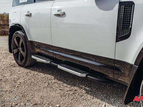 Used 2022 Land Rover Defender 110 X-Dynamic HSE image 30