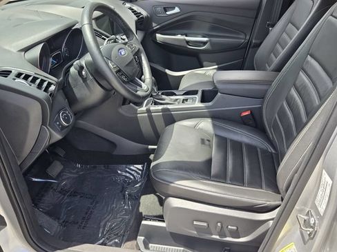 Used 2018 Ford Escape Titanium FWD image 10
