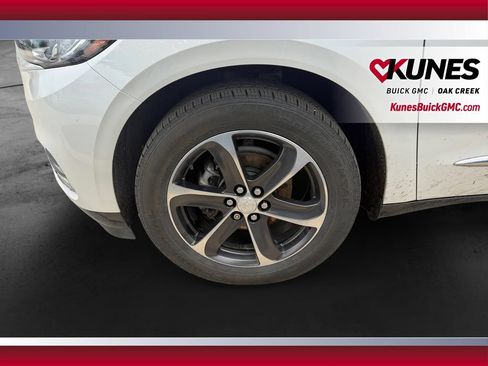 Used 2021 Buick Enclave Essence w/ Sport Touring Edition AWD/4WD image 13
