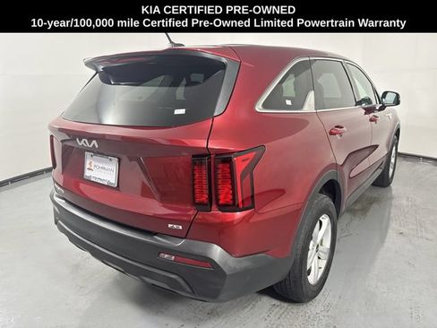 Certified 2023 Kia Sorento LX AWD/4WD image 32