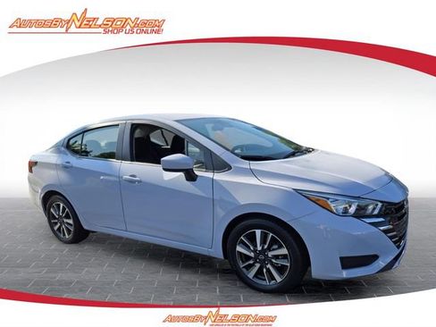 Used 2024 Nissan Versa SV FWD image 1