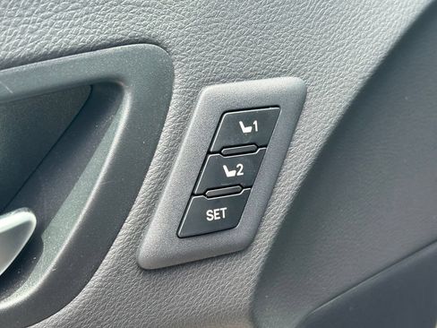 Used 2025 Toyota Sienna XSE w/ XSE Premium Package AWD/4WD image 28