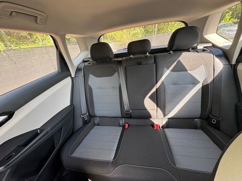 New 2025 Volkswagen Taos S image 31