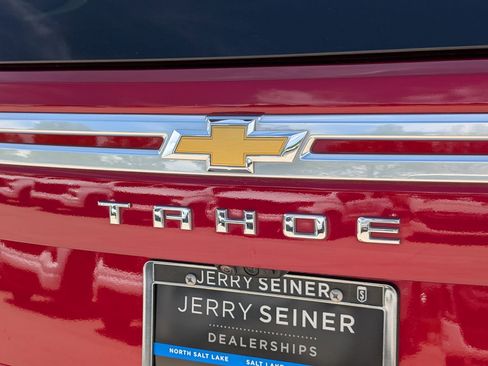 Used 2024 Chevrolet Tahoe High Country AWD/4WD image 13