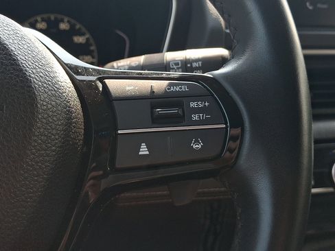 Used 2024 Honda Pilot EX-L image 22
